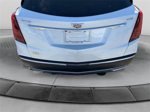 Certified 2025 Cadillac XT5 Premium Luxury image 14