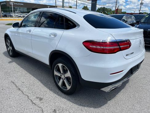 Used 2017 Mercedes-Benz GLC 300 4MATIC Coupe image 3