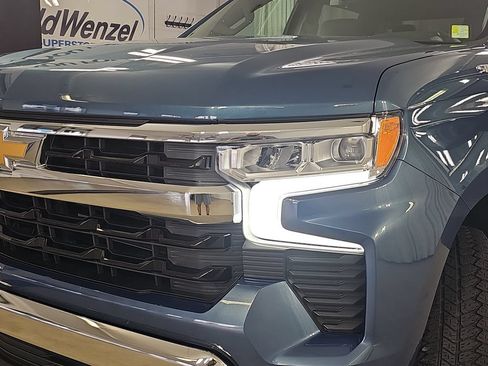 Used 2024 Chevrolet Silverado 1500 LT AWD/4WD image 36