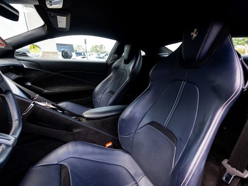 Used 2022 Ferrari Roma RWD image 43