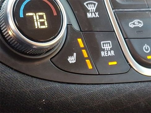 Used 2024 Chevrolet Malibu LT image 22