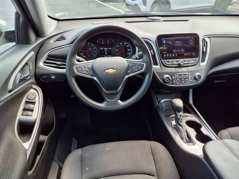 Used 2023 Chevrolet Malibu LT w/ LPO, Floor Liner Package FWD image 13