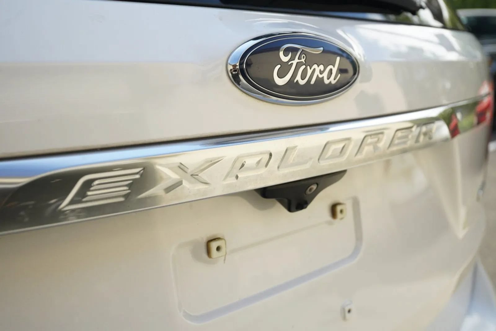 Used 2017 Ford Explorer Platinum AWD/4WD image 13