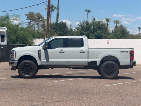 Used 2025 Ford F350 Lariat w/ Lariat Ultimate Package AWD/4WD image 6