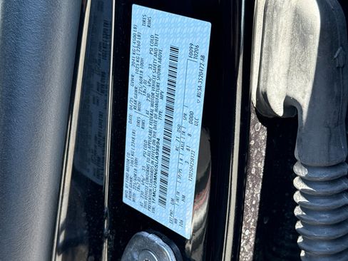 Used 2025 Ford Escape ST-Line image 28