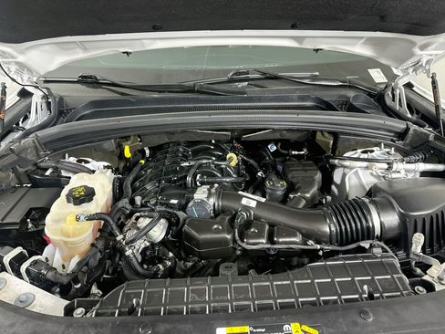 Used 2023 Jeep Grand Cherokee Altitude RWD image 33