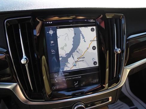 Used 2018 Volvo S90 T5 Momentum w/ Convenience Package FWD image 29