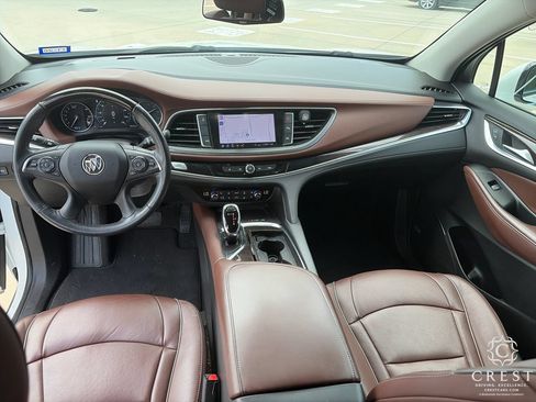 Used 2021 Buick Enclave Avenir w/ Avenir Technology Package FWD image 13
