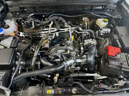 Used 2025 Ford Bronco Big Bend image 33