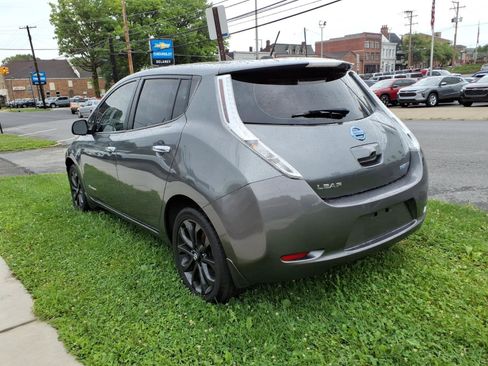 Used 2015 Nissan Leaf S FWD image 7