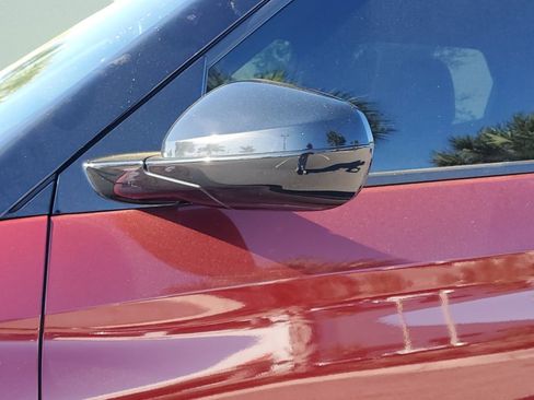 Used 2023 Chevrolet TrailBlazer RS w/ Sun and Liftgate Package image 11