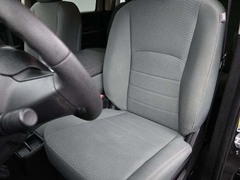 Used 2018 RAM 2500 Tradesman w/ Chrome Appearance Group AWD/4WD image 21