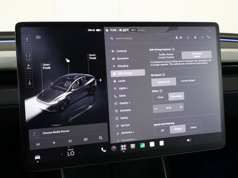 Used 2026 Tesla Model Y Long Range AWD/4WD image 31