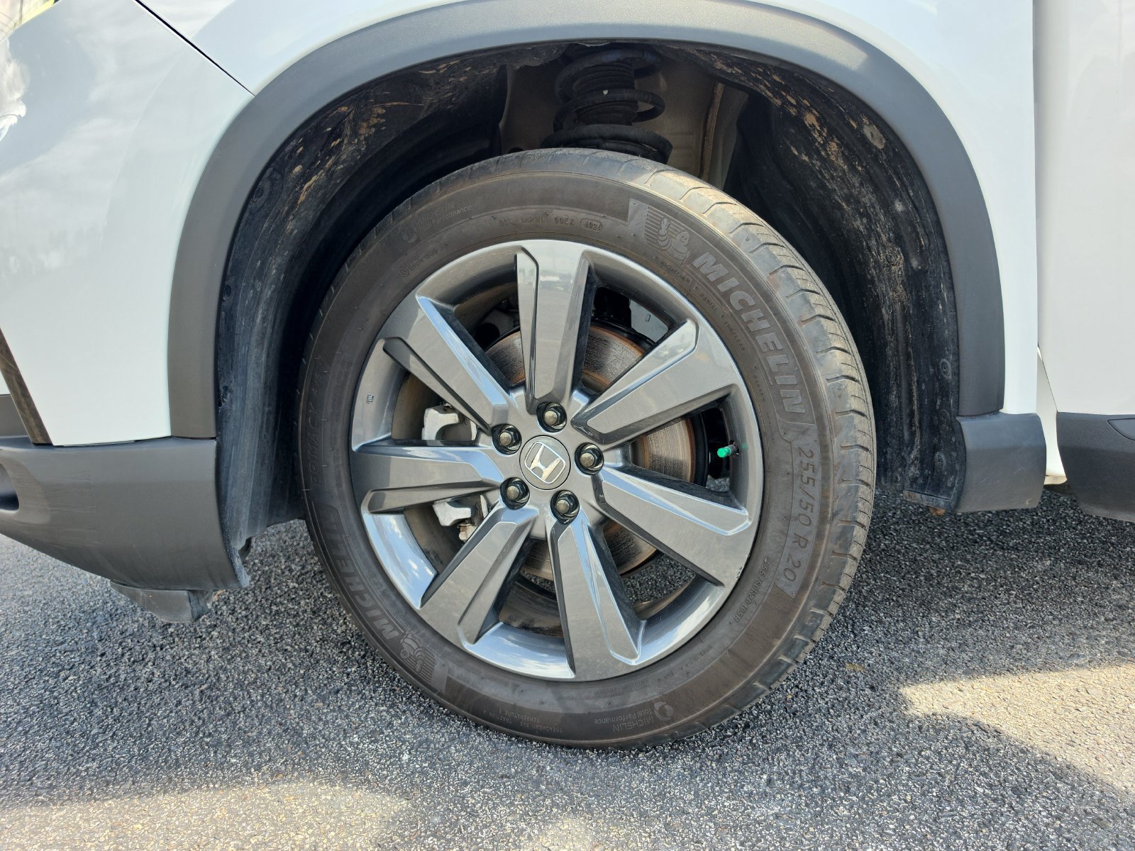 Used 2025 Honda Pilot Sport image 29