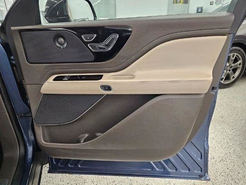 Used 2020 Lincoln Aviator Reserve w/ Equipment Group 201A AWD/4WD image 33
