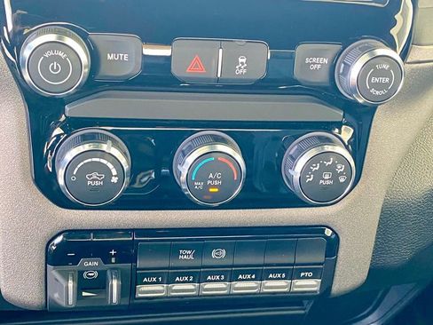 New 2026 RAM 5500 Tradesman AWD/4WD image 35