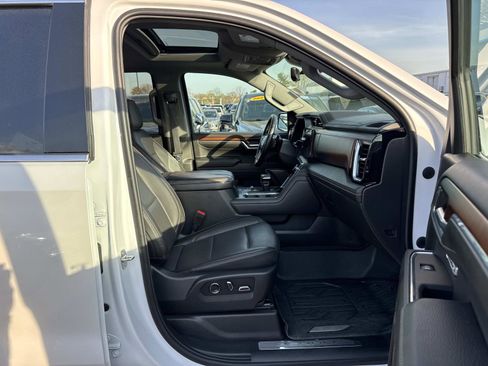 Used 2024 GMC Sierra 1500 Denali w/ Denali Reserve Package image 14
