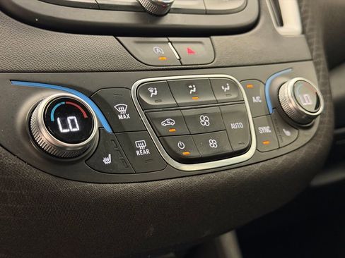 Used 2024 Chevrolet Malibu LT FWD image 6