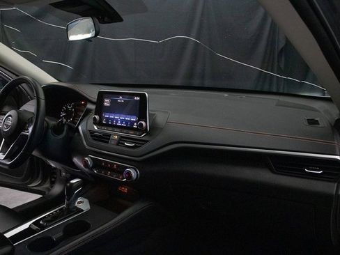 Used 2020 Nissan Altima 2.5 SR image 15