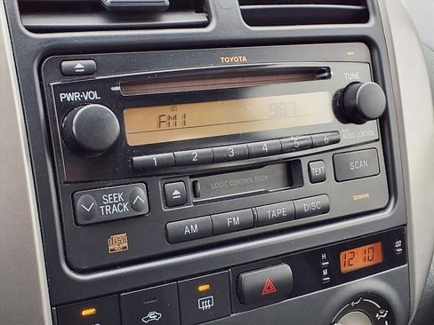 Used 2005 Toyota RAV4 4WD image 24