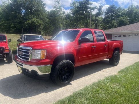 Used 2013 GMC Sierra 1500 SLE w/ Power Tech Package AWD/4WD image 1