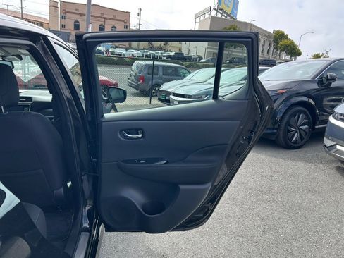 Used 2025 Nissan Leaf SV Plus FWD image 34