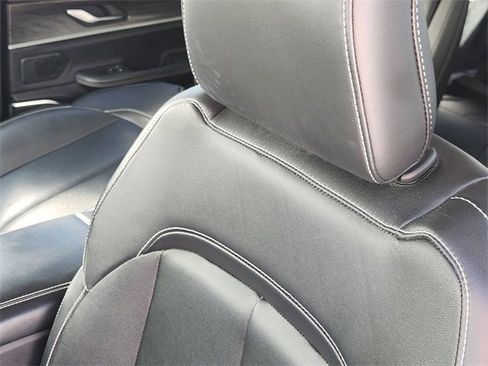 Used 2021 Jeep Grand Cherokee L Limited image 16