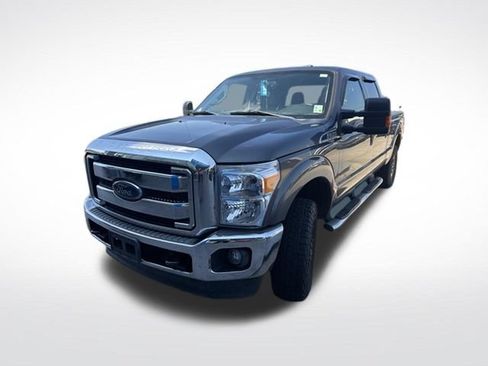 Used 2016 Ford F250 XLT w/ XLT Value Package AWD/4WD image 5