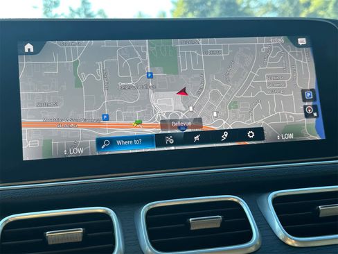 Used 2021 Mercedes-Benz GLE 350 4MATIC image 19