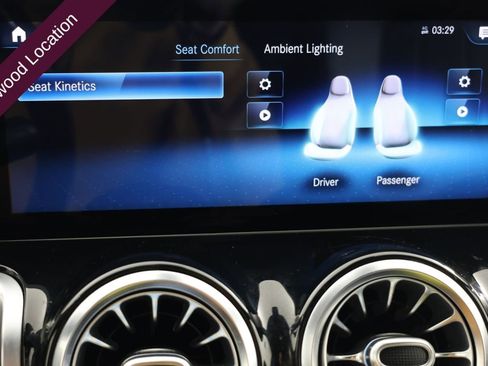 Used 2021 Mercedes-Benz GLB 250 4MATIC image 49