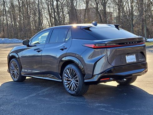 Used 2023 Lexus RZ 450e Premium image 4