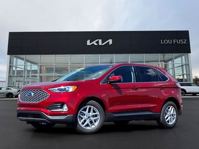 Used 2024 Ford Edge SEL w/ Convenience Package