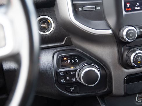 Used 2020 RAM 1500 Big Horn AWD/4WD image 14