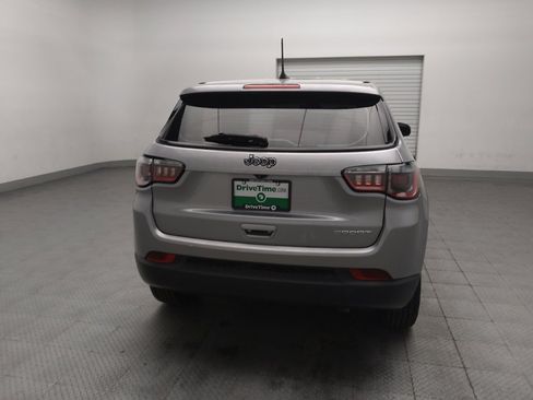 Used 2021 Jeep Compass Sport FWD image 7