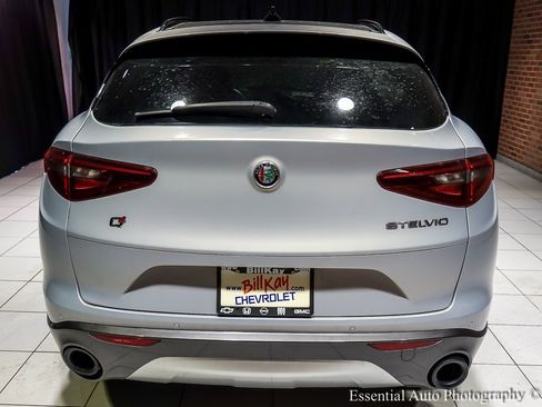 Used 2022 Alfa Romeo Stelvio Ti w/ Active Assist Plus Package image 9