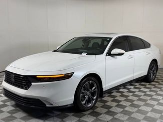 Used 2024 Honda Accord EX-L video 2