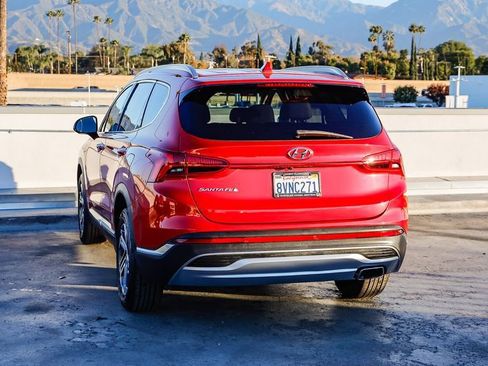 Used 2021 Hyundai Santa Fe SEL w/ Convenience Package image 7