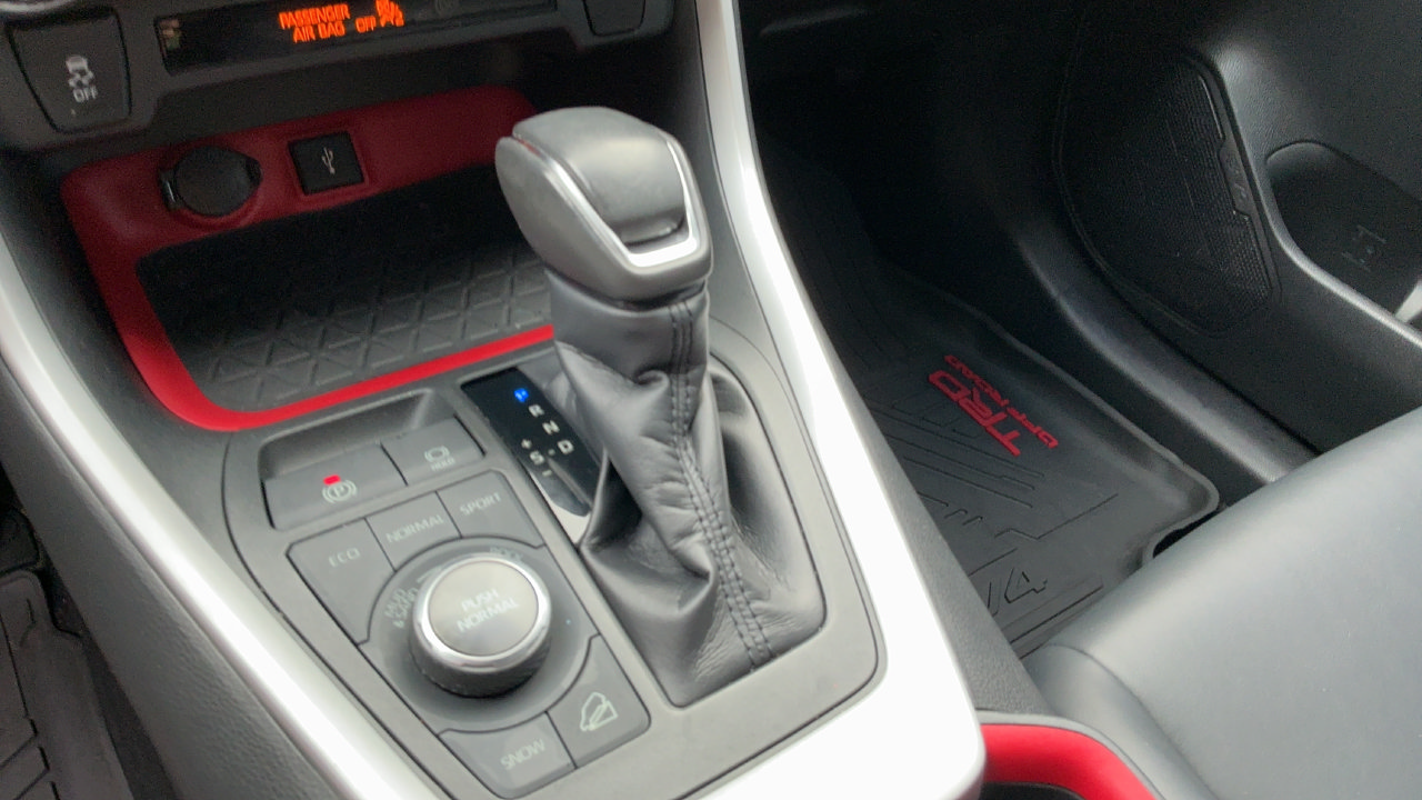 Used 2020 Toyota RAV4 TRD Off-Road AWD/4WD image 15