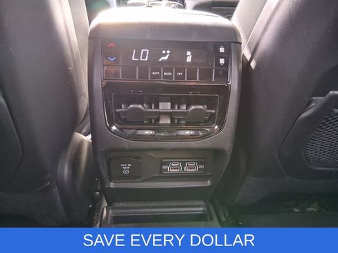 Used 2024 Jeep Grand Cherokee L Altitude RWD image 20