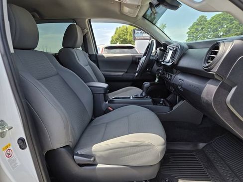 Used 2019 Toyota Tacoma SR w/ SR Convenience Package RWD image 25