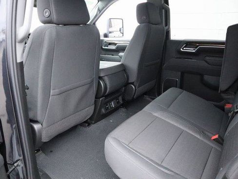 New 2026 GMC Sierra 2500 SLE w/ SLE Value Package; image 17