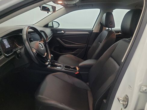 Used 2019 Volkswagen Jetta SE FWD image 17