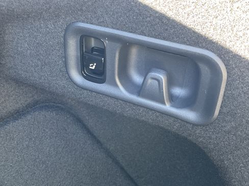 New 2026 Mercedes-Benz E 350 Sedan image 12