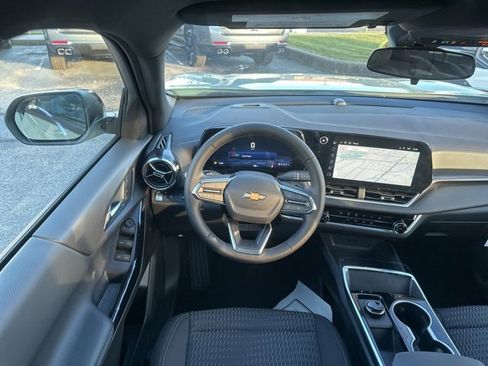 New 2026 Chevrolet Equinox LT image 27