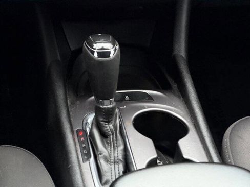 Used 2018 Chevrolet Malibu LS image 17