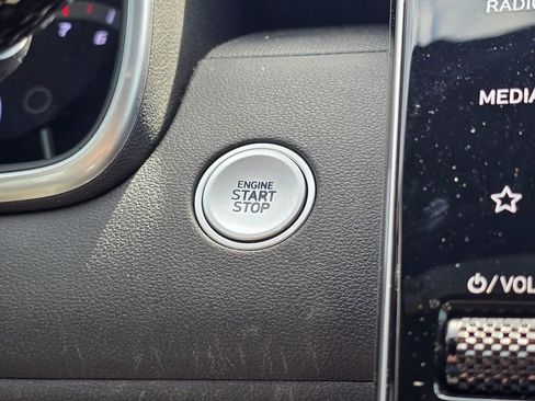 Used 2023 Hyundai Santa Cruz SEL image 34