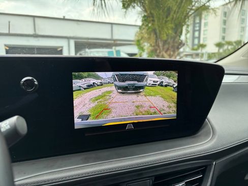 Used 2025 Buick Encore GX Preferred FWD image 25