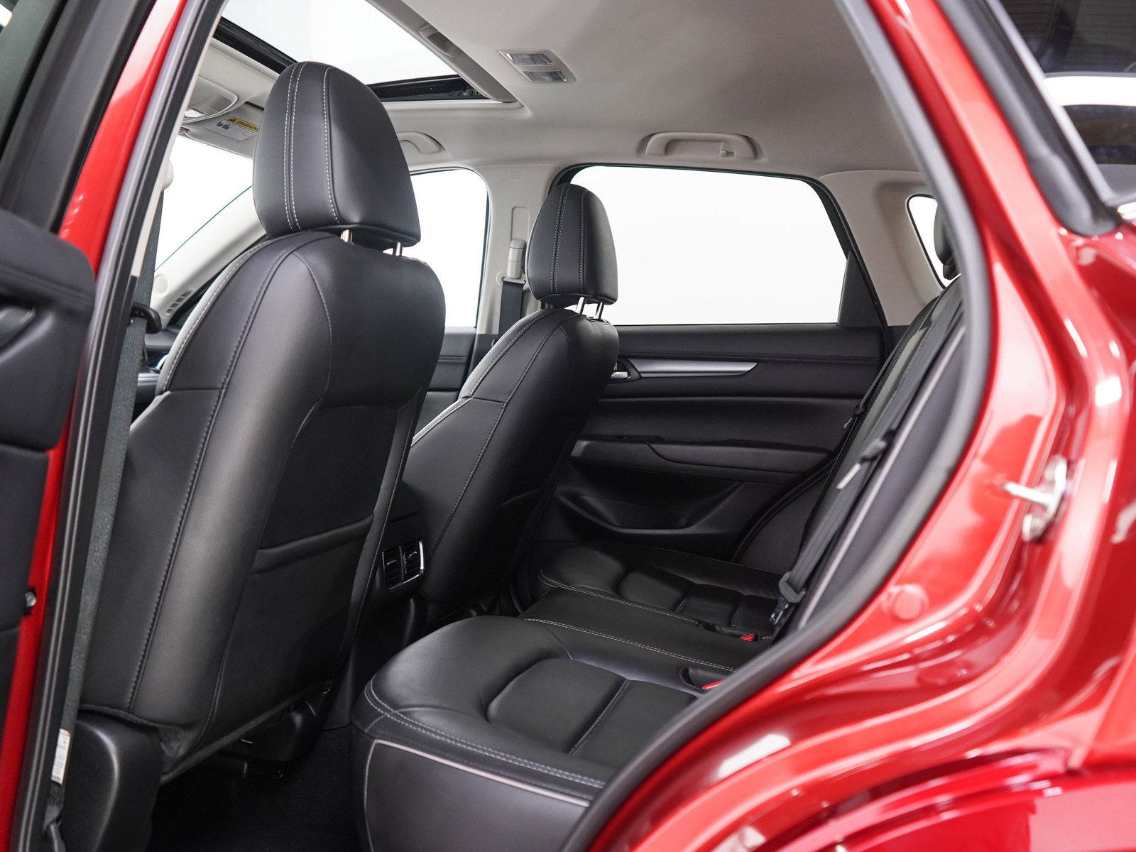 Used 2025 MAZDA CX-5 AWD 2.5 S w/ Preferred Package image 18