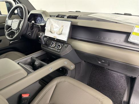 New 2026 Land Rover Defender 110 S image 35