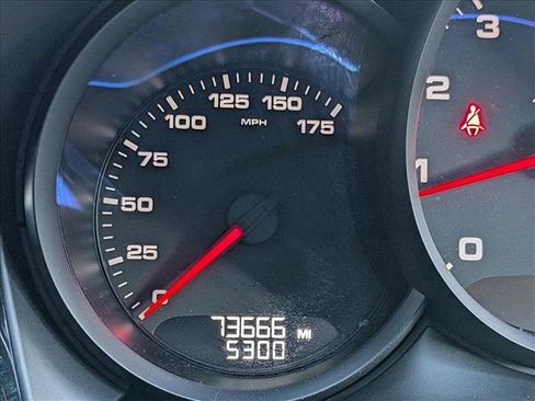 Used 2017 Porsche Macan image 16